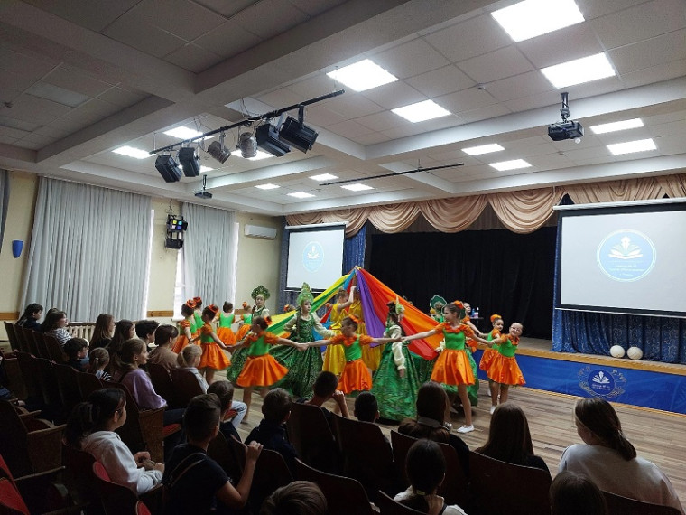 ОТКРЫЛСЯ ЛАГЕРЬ С ДНЕВНЫМ ПРЕБЫВАНИЕМ В КАНИКУЛЫ.